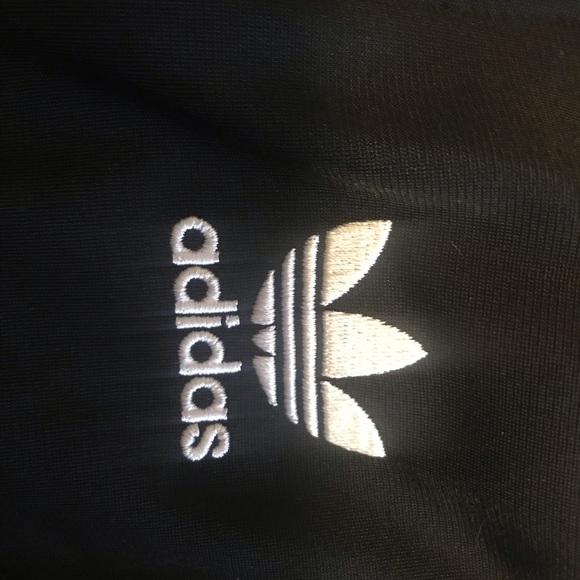 Adidas xs track jacket like new - Picture 4 of 5